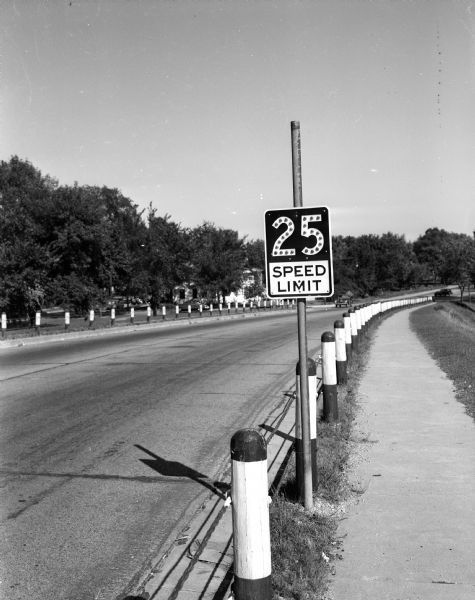 1950 - Speed limit sign